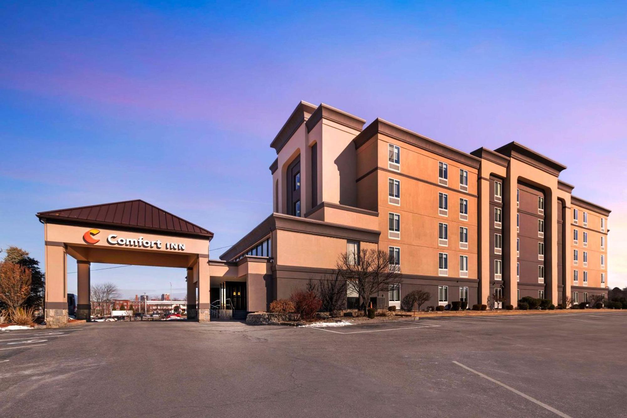 Comfort Inn Airport Манчестер Экстерьер фото